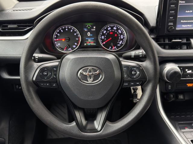 Used 2019 Toyota RAV4 LE image 12
