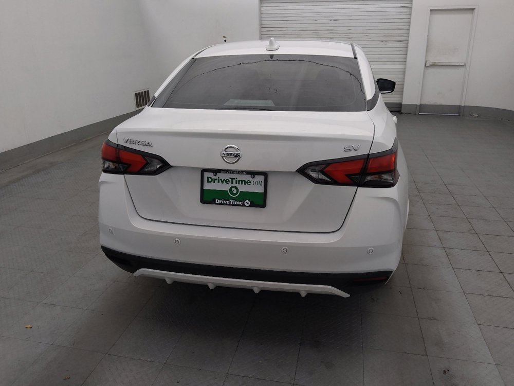 Used 2021 Nissan Versa SV FWD image 7