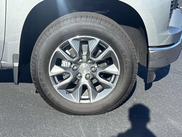 Used 2026 Chevrolet Silverado 1500 LT AWD/4WD image 7