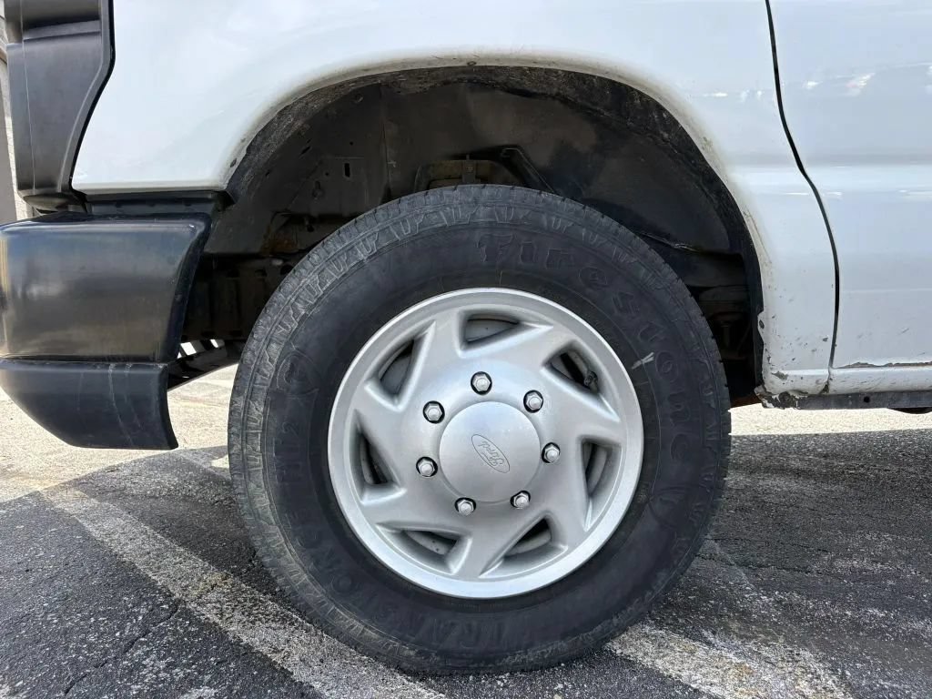 Used 2013 Ford E-150 and Econoline 150 w/ PWR Group RWD image 26