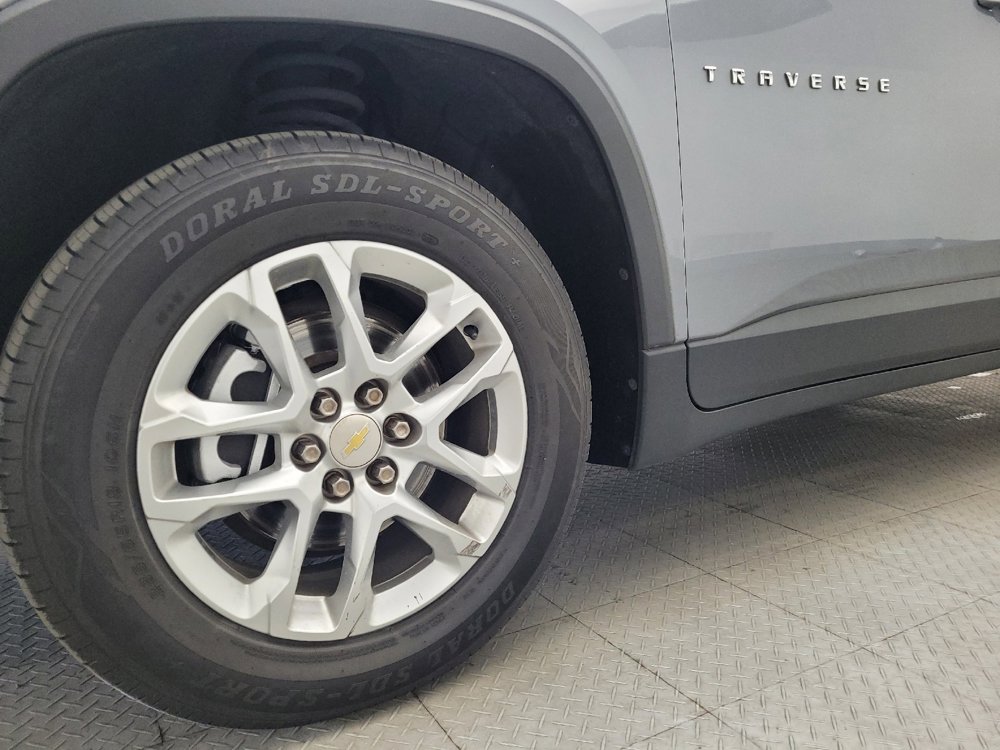 Used 2019 Chevrolet Traverse LS FWD image 31