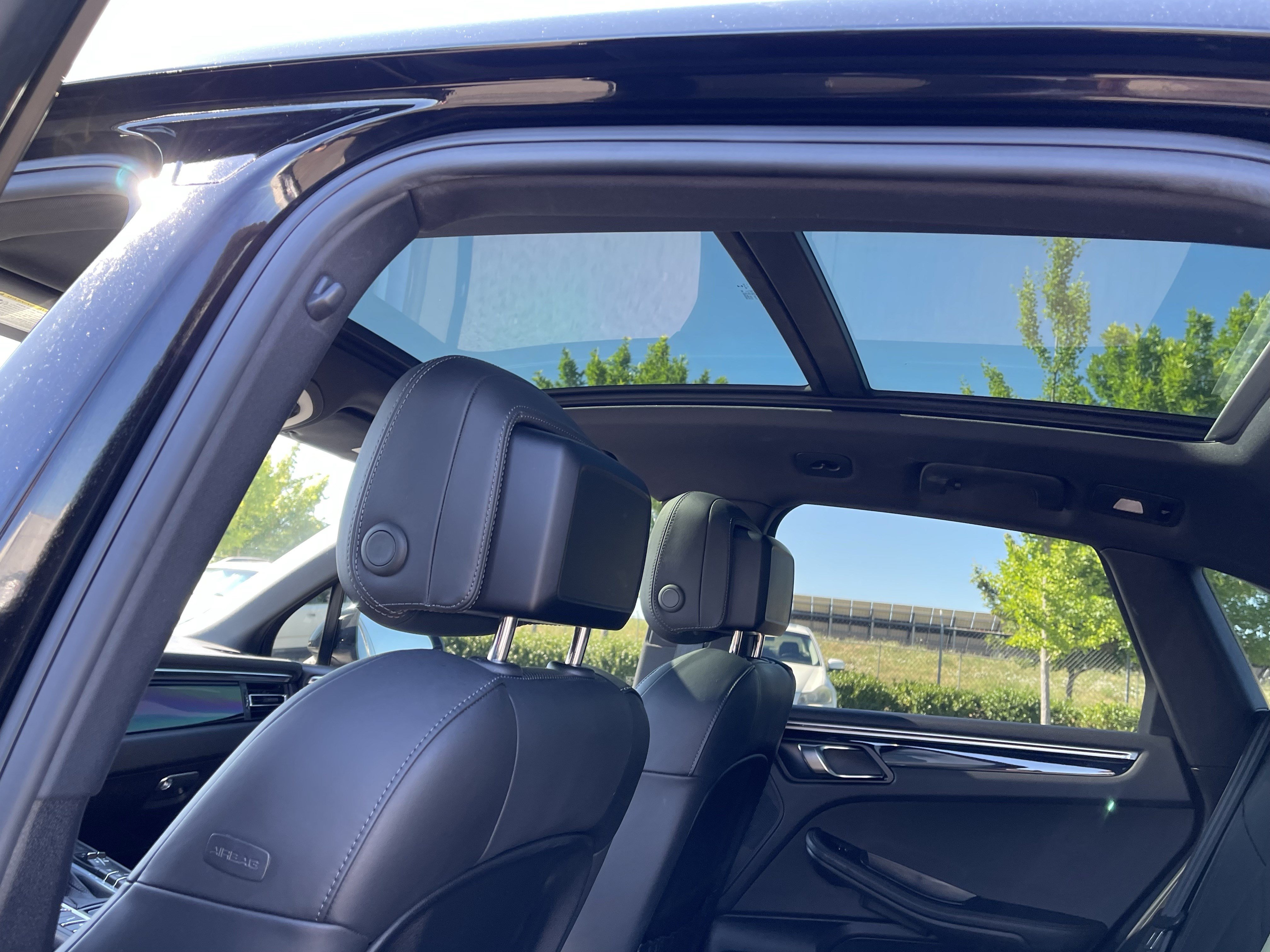 Used 2019 Porsche Macan S AWD/4WD image 16