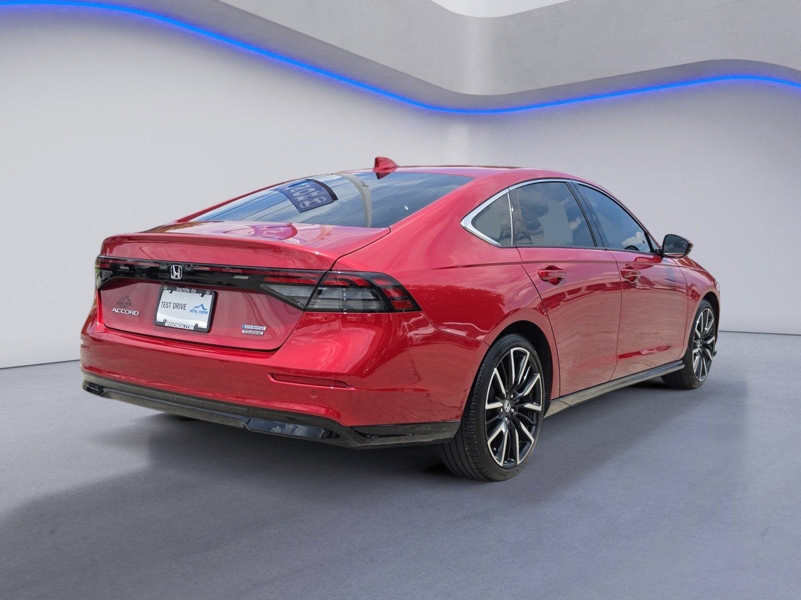 Used 2025 Honda Accord Touring image 6