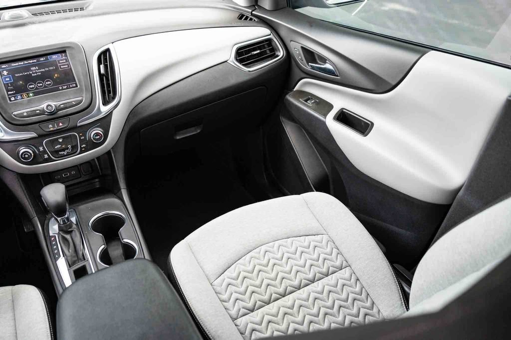 Used 2024 Chevrolet Equinox LS w/ Driver Confidence II Package FWD image 26