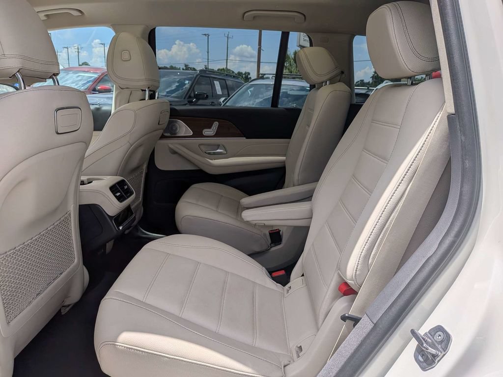 Used 2020 Mercedes-Benz GLS 450 4MATIC image 14