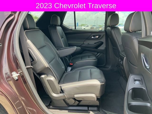 Used 2023 Chevrolet Traverse Premier image 14