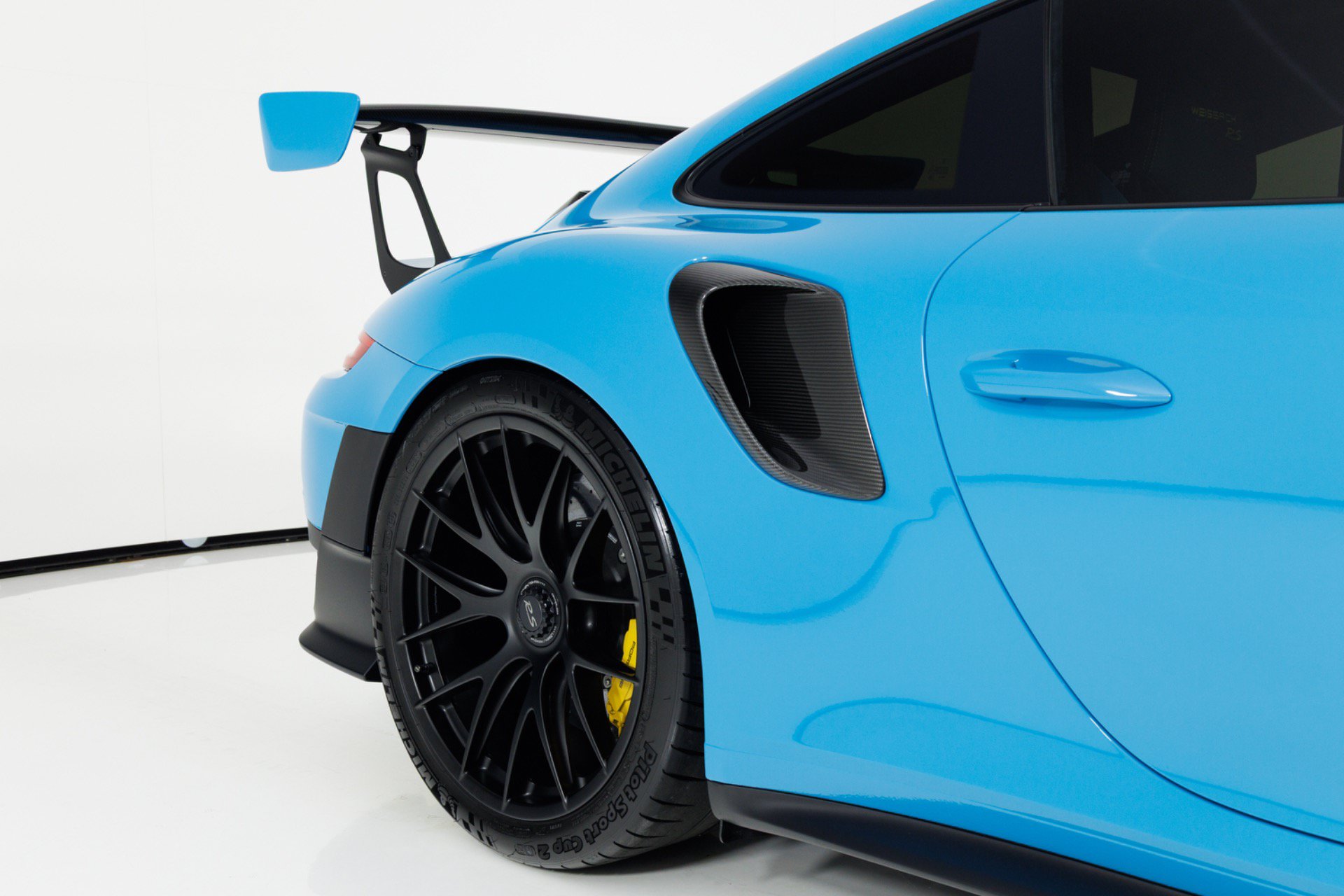 Used 2018 Porsche 911 GT2 RS RWD image 67