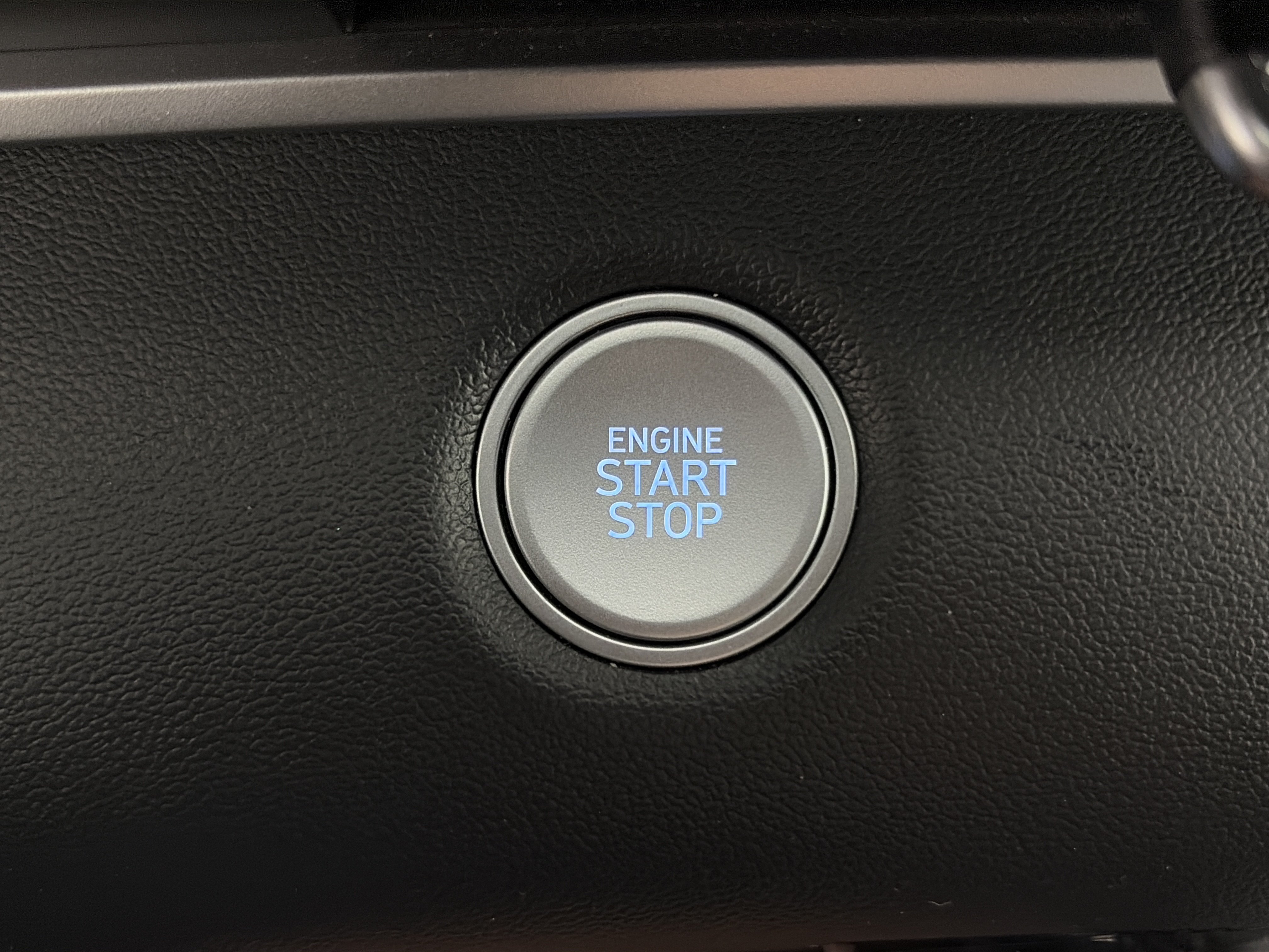 Certified 2022 Hyundai Elantra SEL FWD image 25