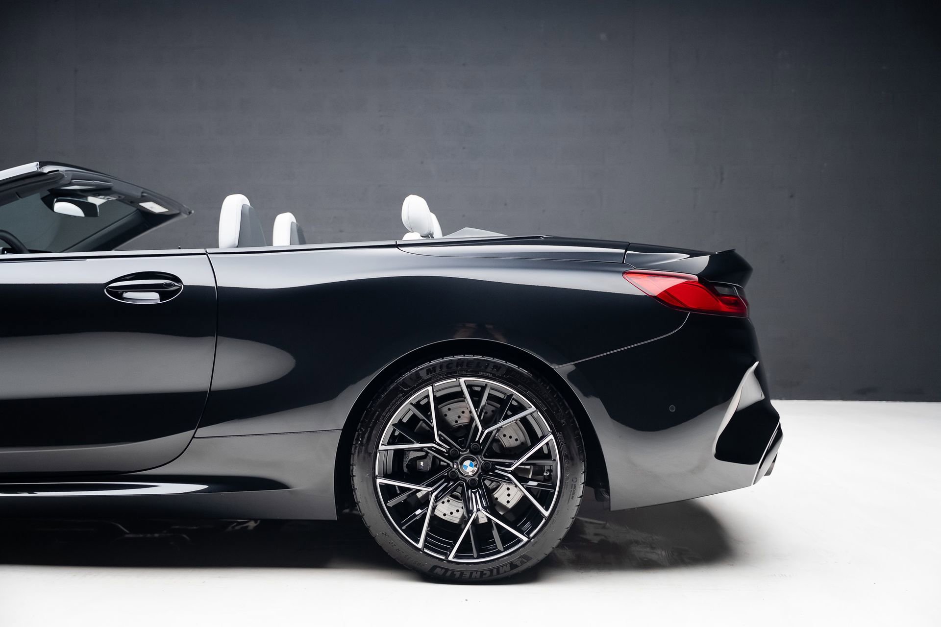 Used 2024 BMW M8 Competition image 23