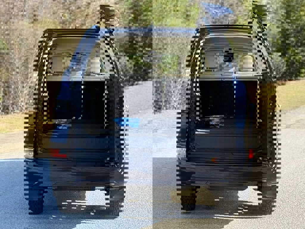 Certified 2020 Lexus GX 460 Premium w/ Premium Package image 17