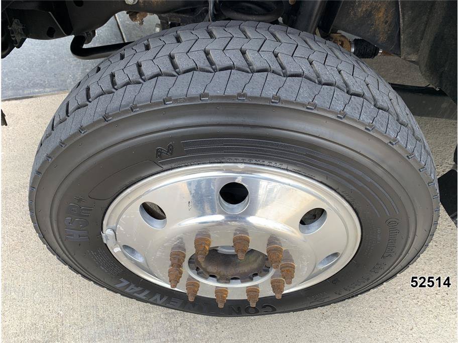 Used 2012 Ford F550 4x4 Crew Cab Super Duty w/ Payload Upgrade Pkg image 16