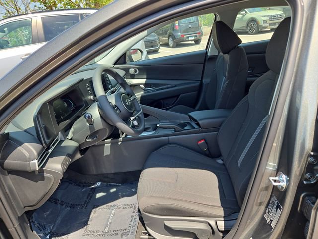 New 2026 Hyundai Elantra SE FWD image 21