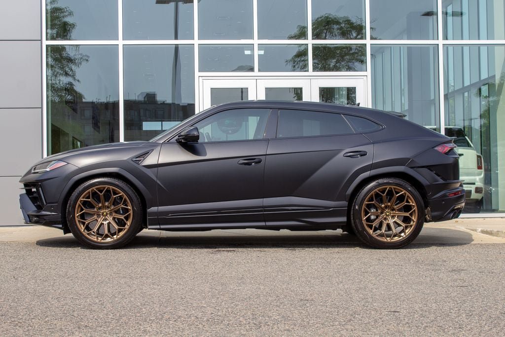 Used 2023 Lamborghini Urus S AWD/4WD image 5