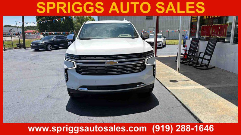 Used 2023 Chevrolet Tahoe Premier AWD/4WD image 2