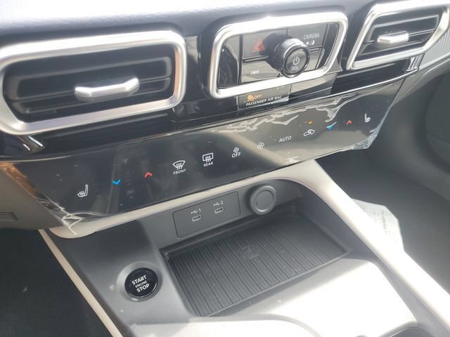 New 2026 Nissan Sentra SL w/ Floor Mat Package FWD image 15