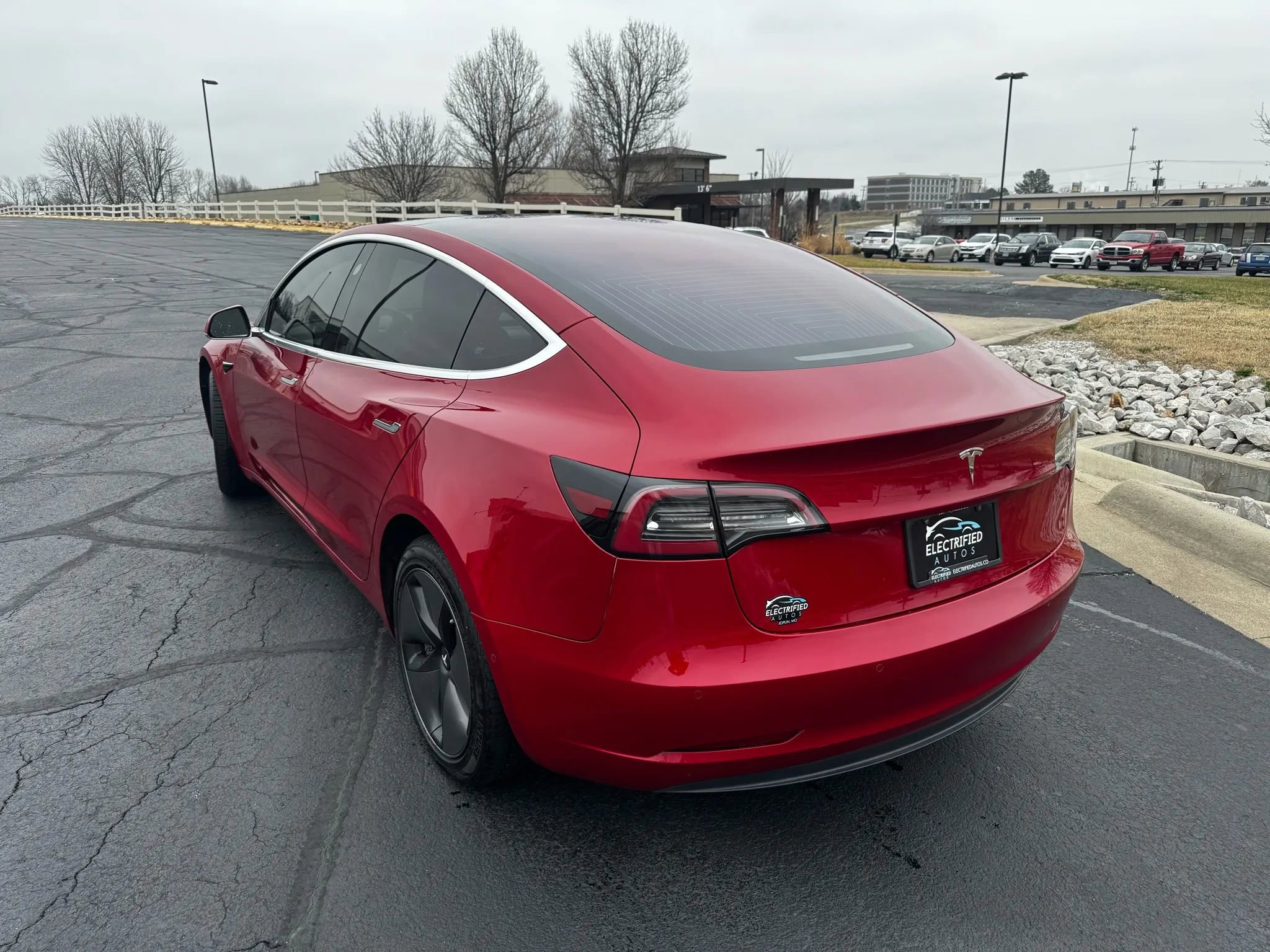 Used 2018 Tesla Model 3 Long Range image 2