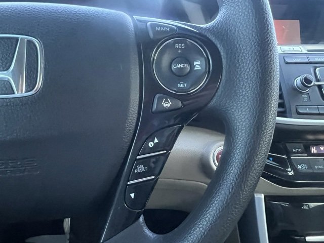 Used 2017 Honda Accord Base image 14