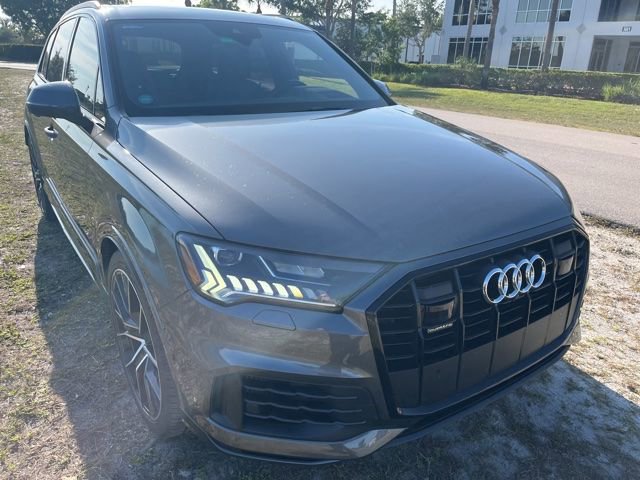 Used 2021 Audi Q7 3.0T Prestige AWD/4WD image 3