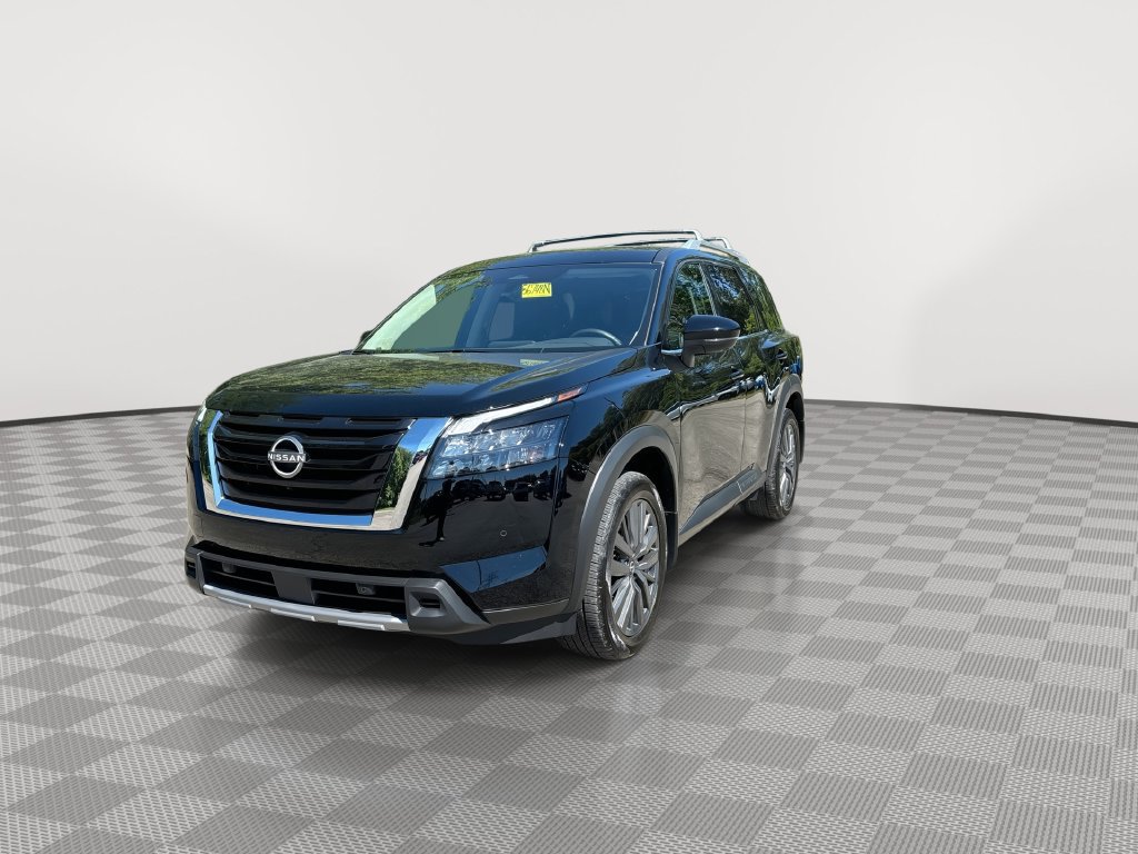 Certified 2025 Nissan Pathfinder SL w/ SL Premium Package FWD image 6
