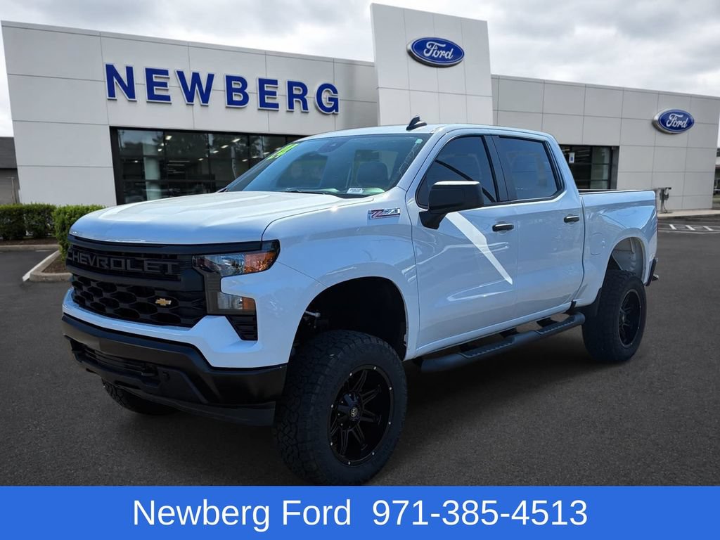 Used 2024 Chevrolet Silverado 1500 W/T w/ Z71 Off-Road Package AWD/4WD image 1