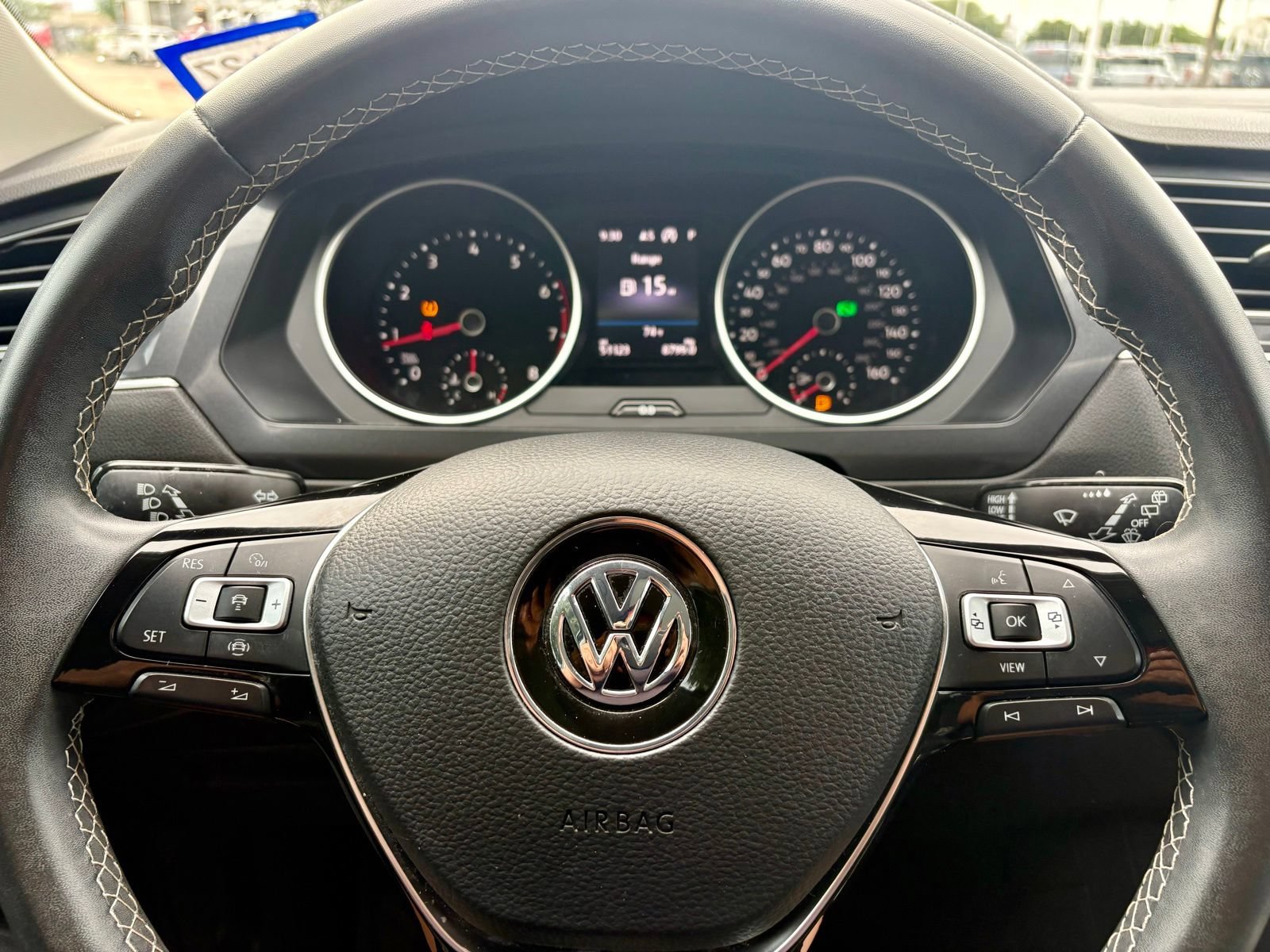 Used 2021 Volkswagen Tiguan SE w/ Panoramic Sunroof Package FWD image 14