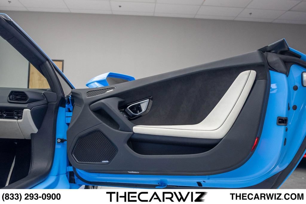 Used 2024 Lamborghini Huracan EVO AWD/4WD image 71