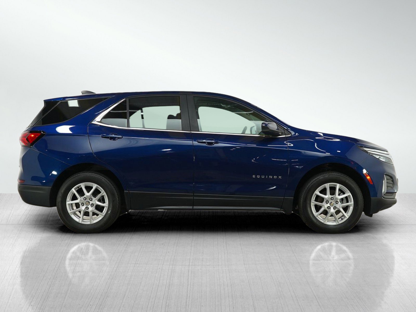 Used 2022 Chevrolet Equinox LT image 6