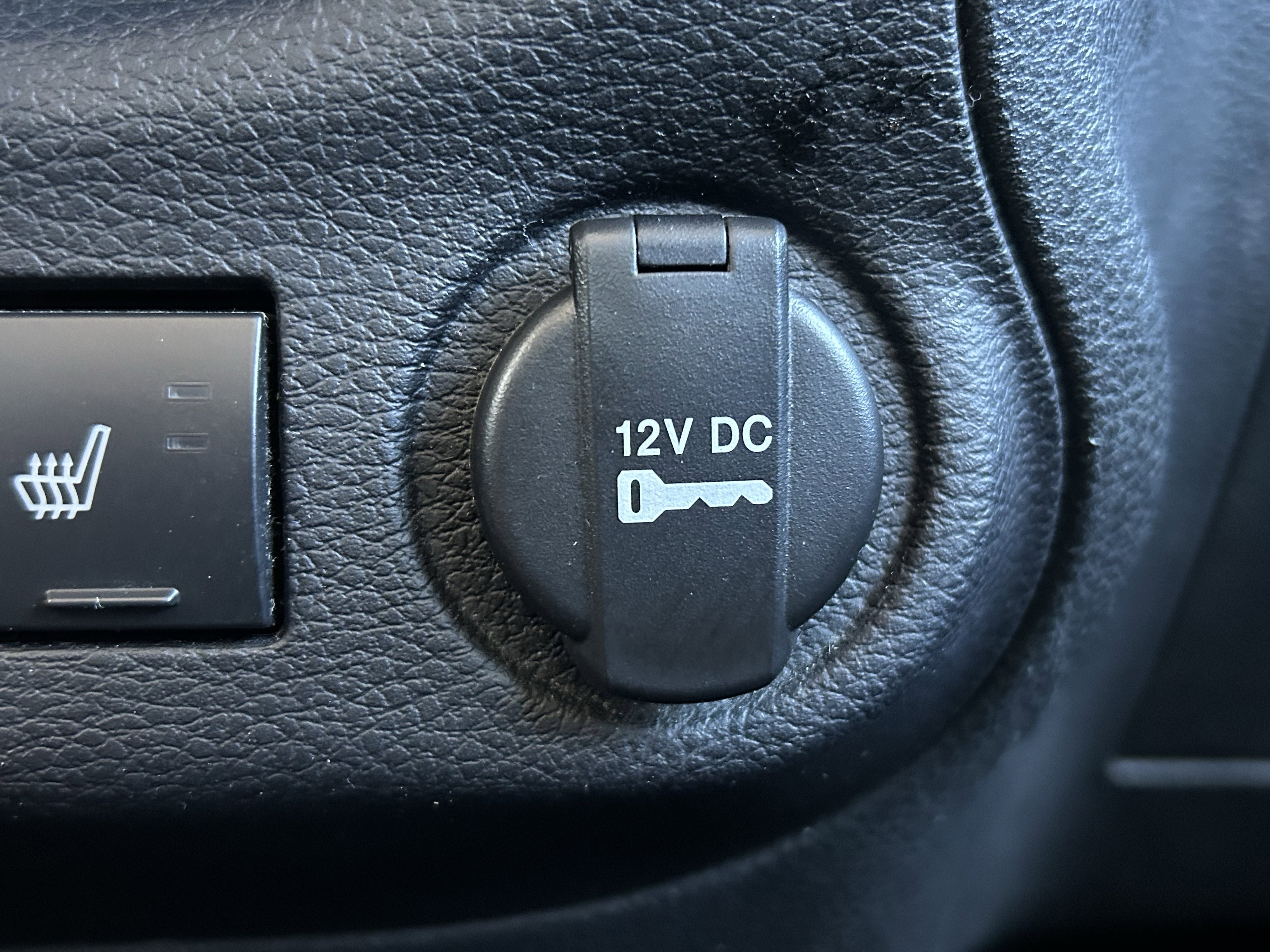 Used 2013 Jeep Wrangler Sahara w/ Dual Top Group image 30