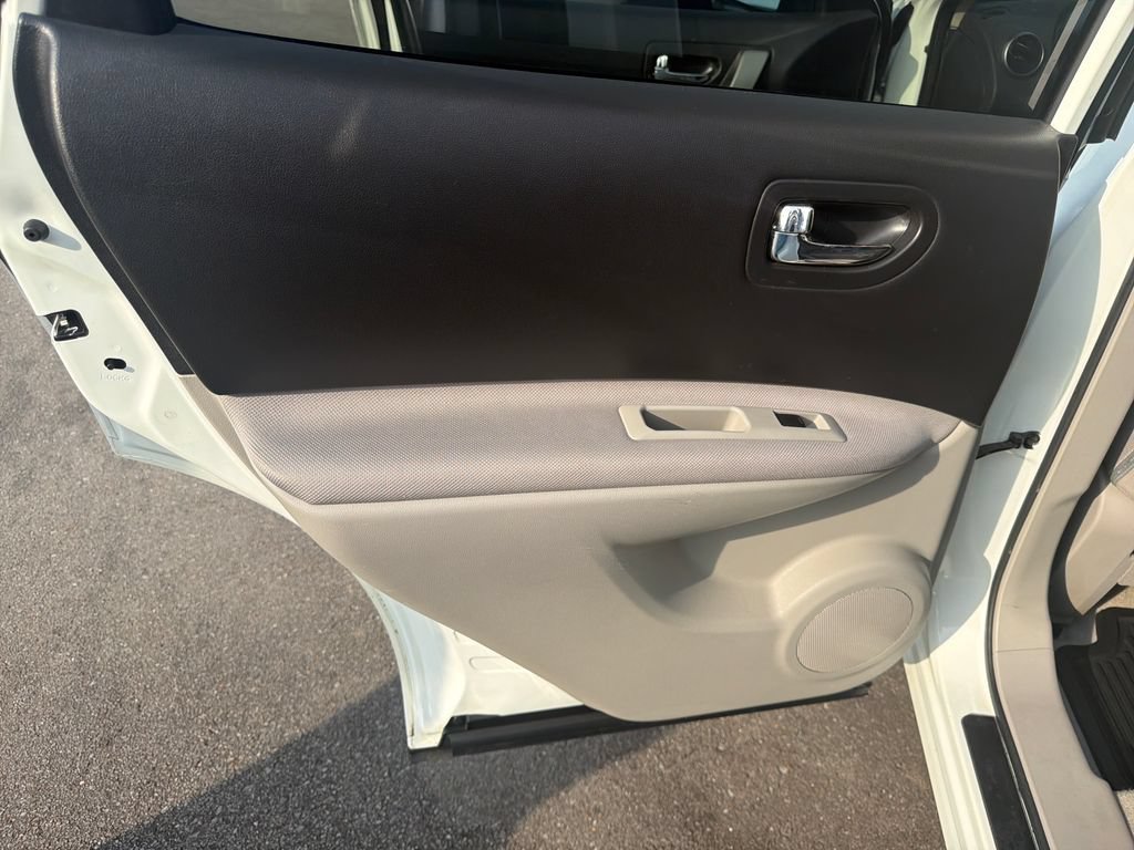 Used 2015 Nissan Rogue S w/ Convenience Package FWD image 33