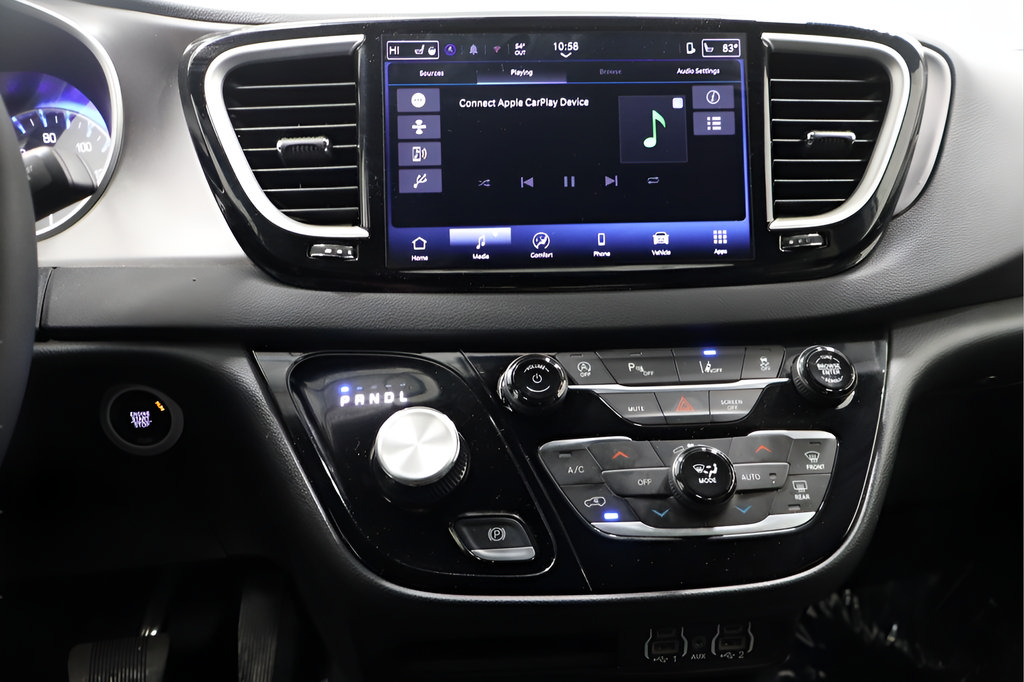 Used 2025 Chrysler Pacifica Select FWD image 22