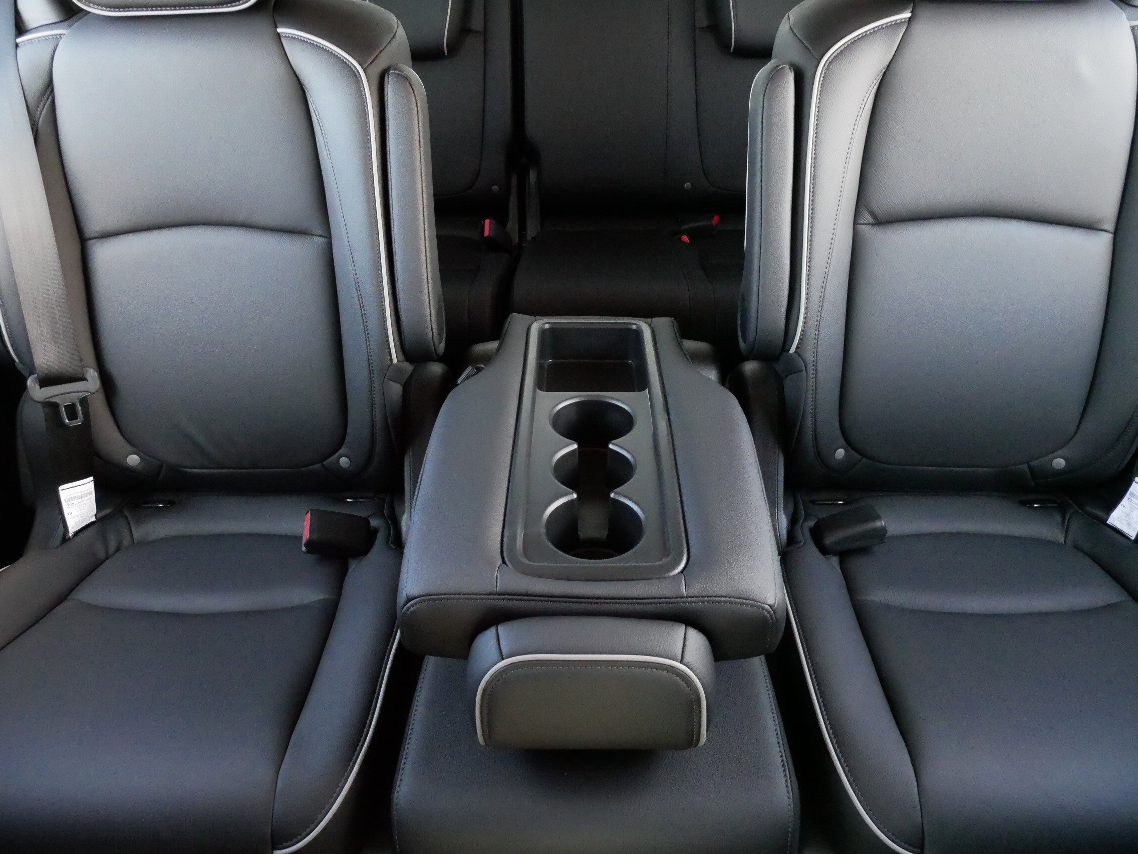 Certified 2026 Honda Odyssey Touring image 13