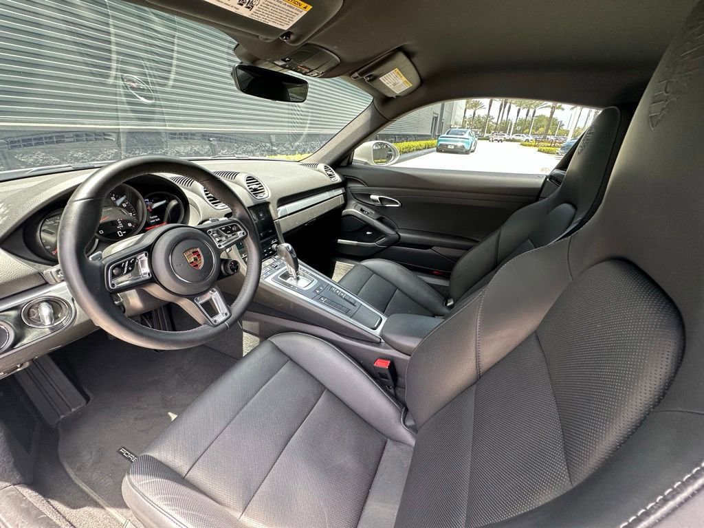 Certified 2025 Porsche 718 Cayman RWD image 4