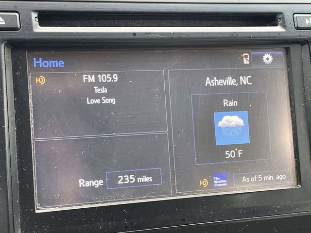 Used 2014 Toyota Camry XLE w/ Leather Package image 28