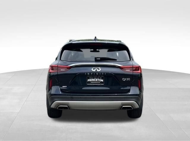 Used 2020 INFINITI QX50 Sensory w/ Climate Package AWD/4WD image 6