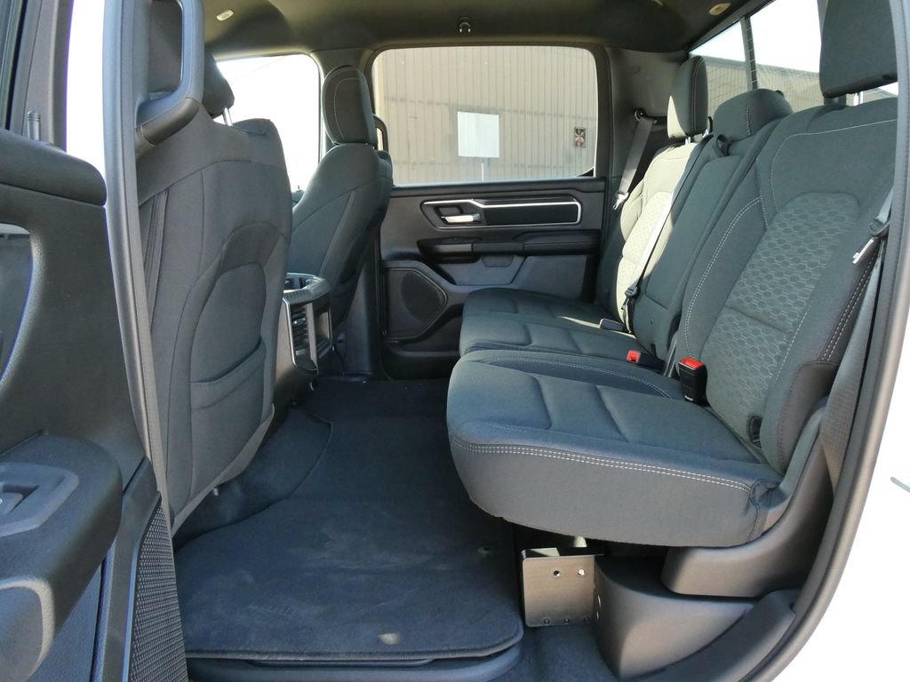 New 2027 RAM 1500 4x4 Crew Cab image 11