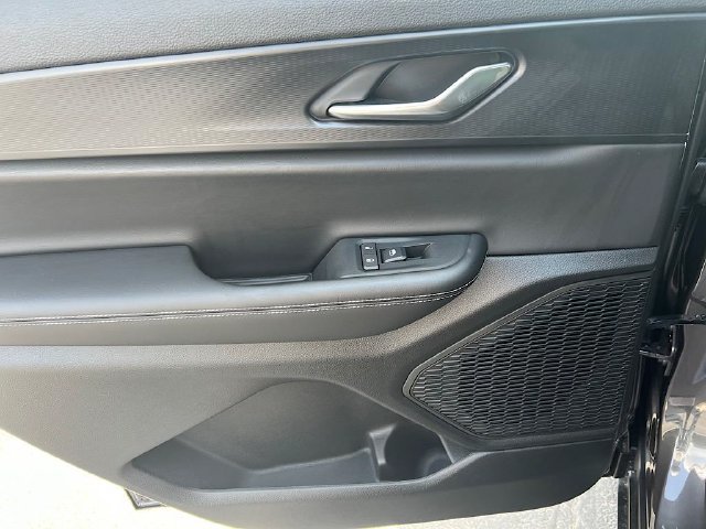 New 2025 Jeep Grand Cherokee L Altitude AWD/4WD image 20