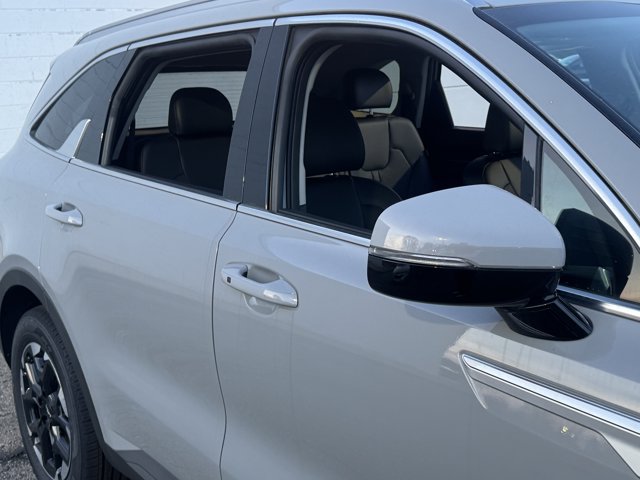 New 2026 Kia Sorento S FWD image 8