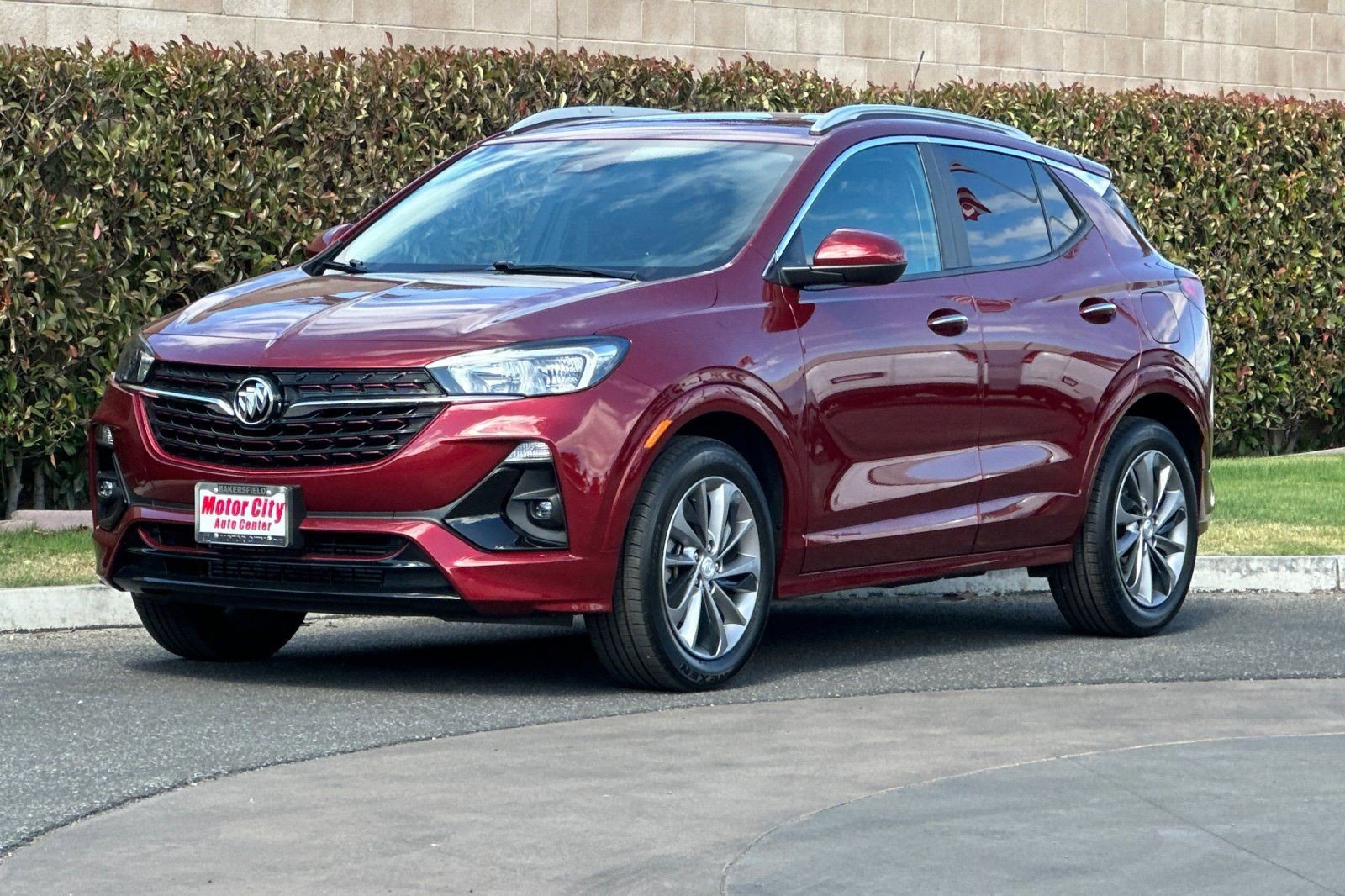 Used 2023 Buick Encore GX Select w/ Sport Touring Package FWD image 10