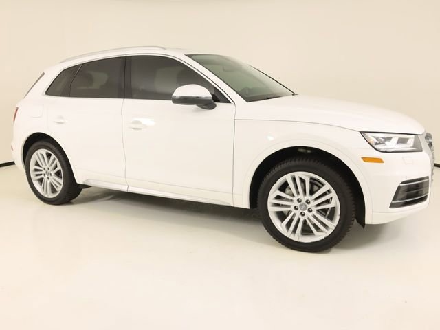 Used 2020 Audi Q5 2.0T Premium Plus w/ Premium Plus Package AWD/4WD image 6