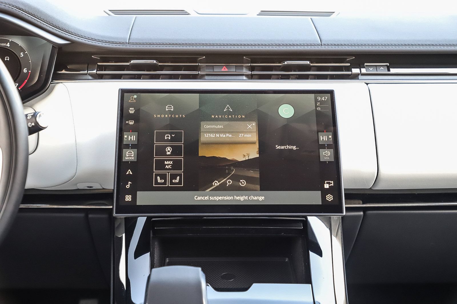 Certified 2024 Land Rover Range Rover Sport SE AWD/4WD image 13