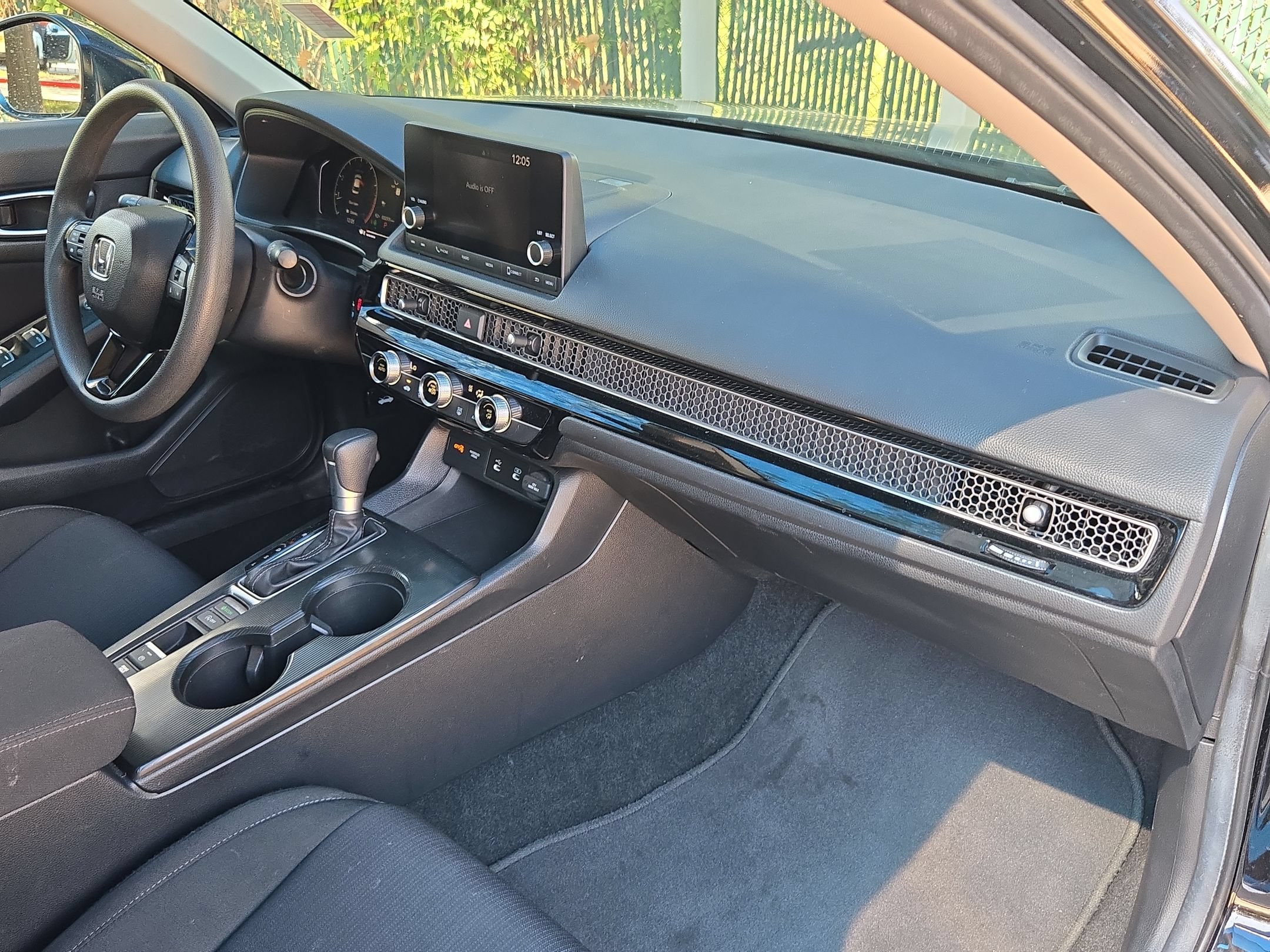 Certified 2025 Honda Civic LX image 28