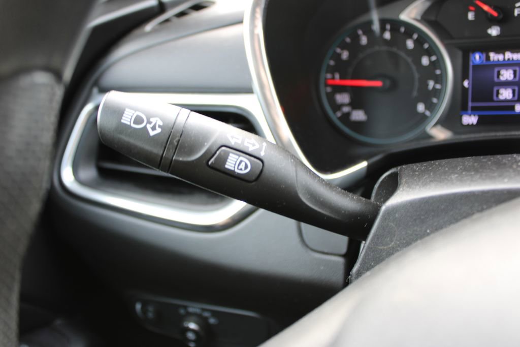 Used 2021 Chevrolet Equinox LT image 23