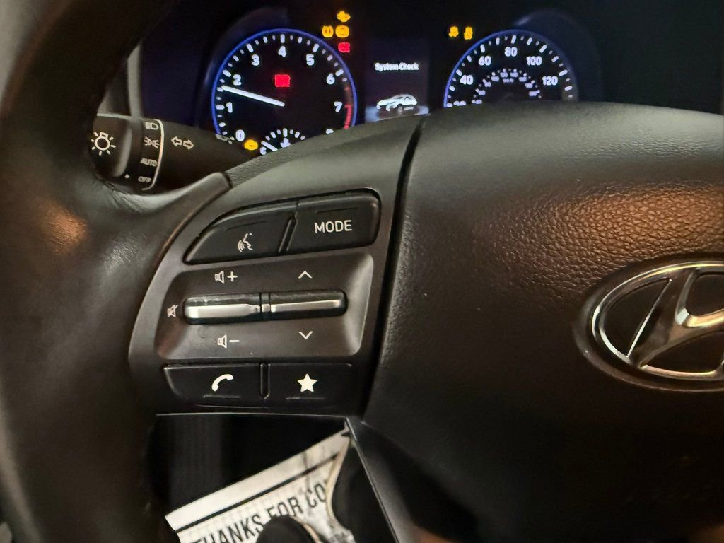 Certified 2023 Hyundai Kona SEL w/ Convenience Package image 33