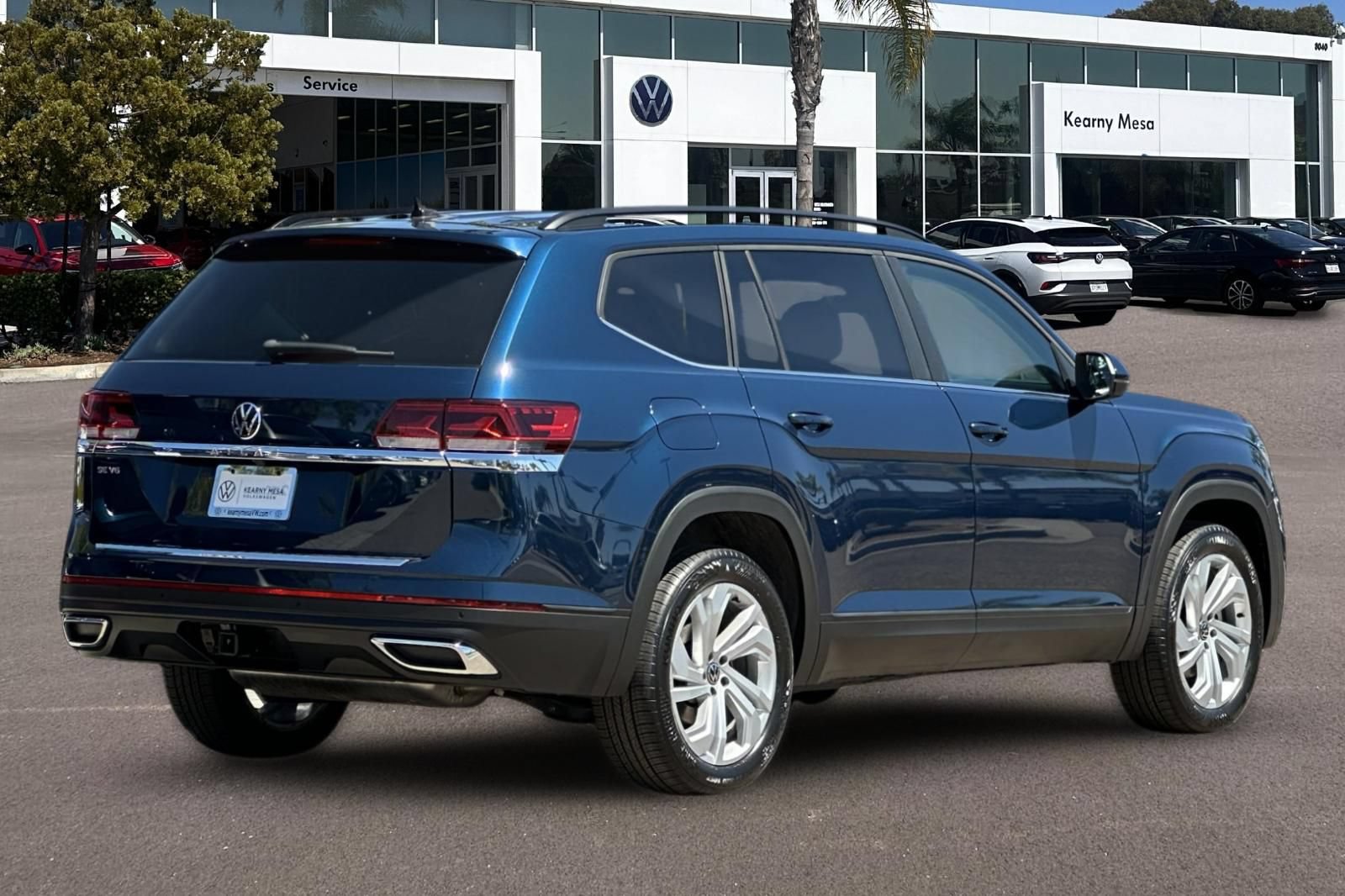 Used 2023 Volkswagen Atlas SE FWD image 4