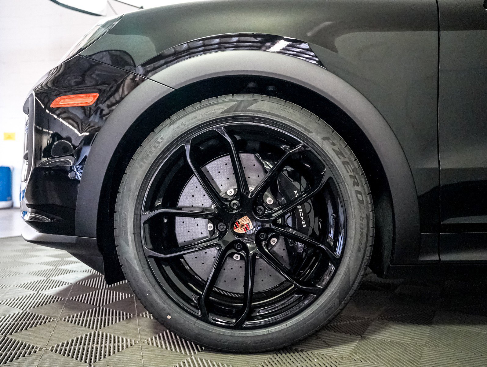 New 2026 Porsche Cayenne Turbo GT image 14