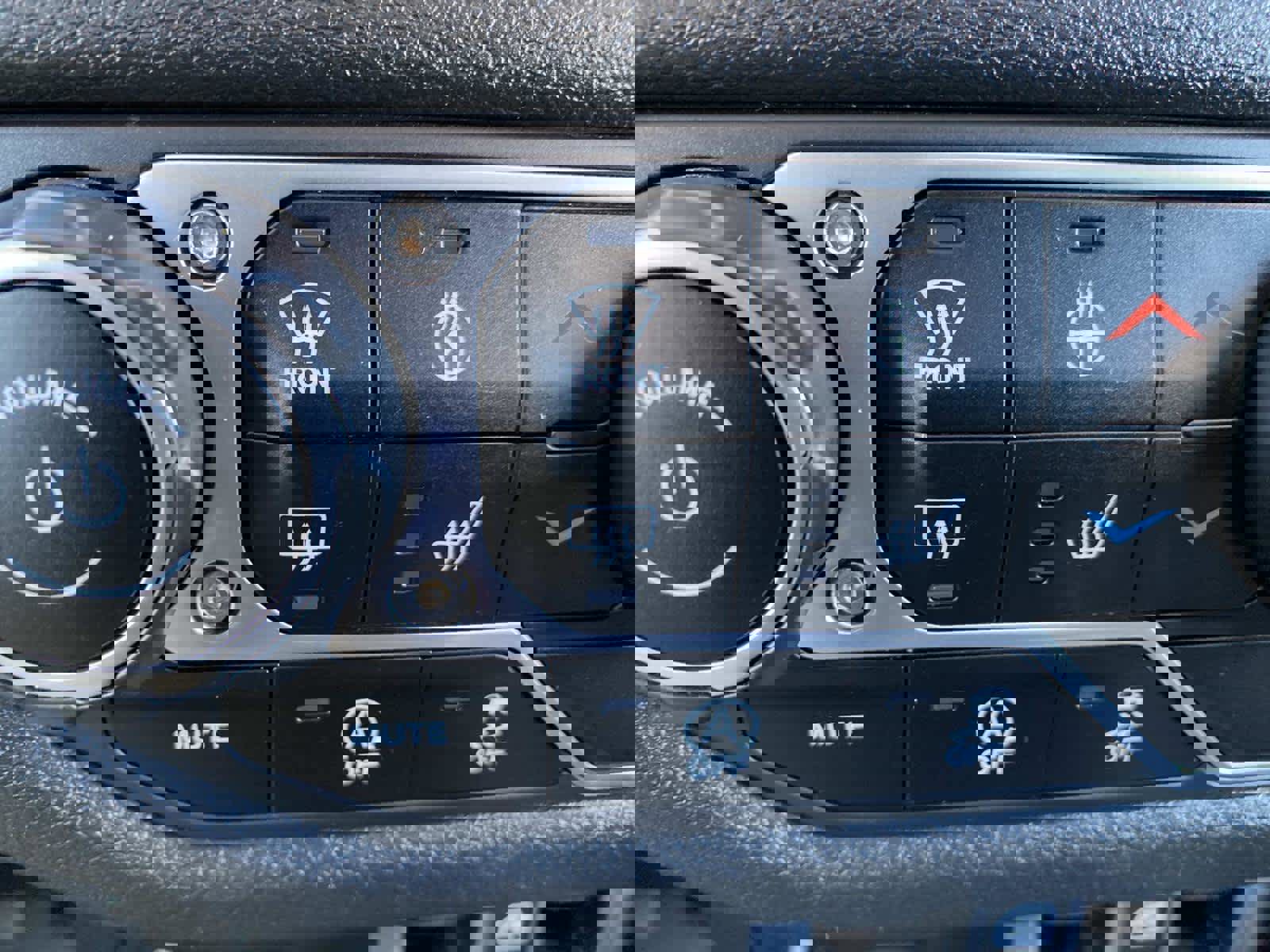 Certified 2025 Jeep Wrangler Sport S AWD/4WD image 15