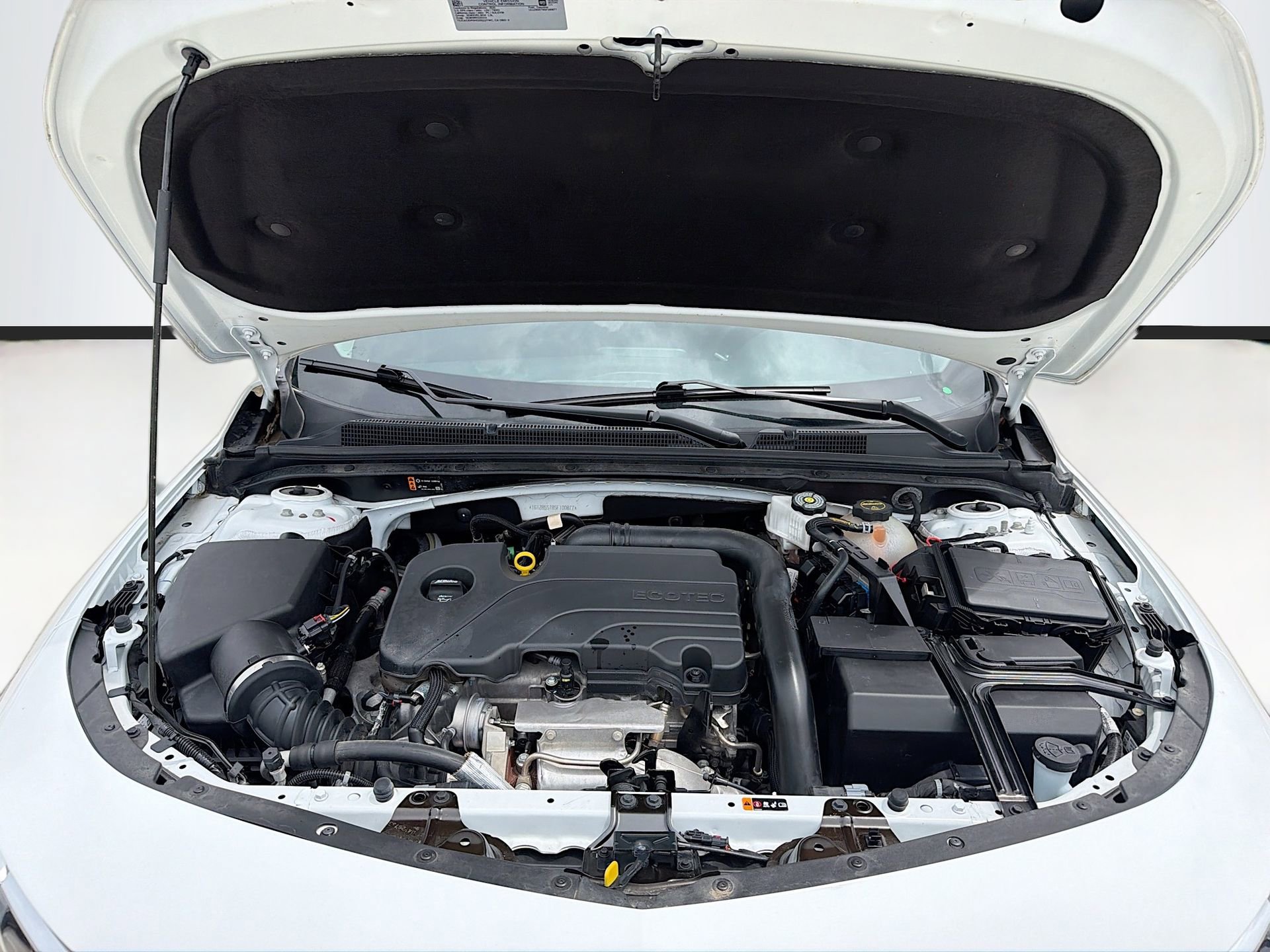 Used 2025 Chevrolet Malibu LS w/ LPO, Floor Liner Package FWD image 30