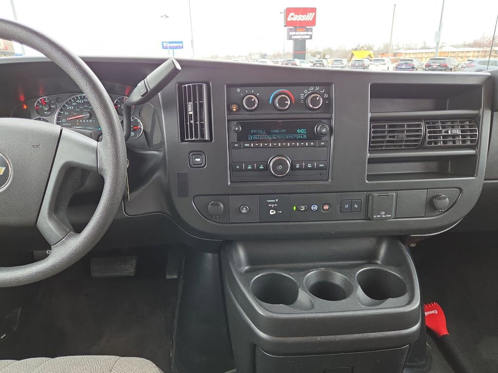 Used 2020 Chevrolet Express 3500 LT w/ LT Preferred Equipment Group image 20