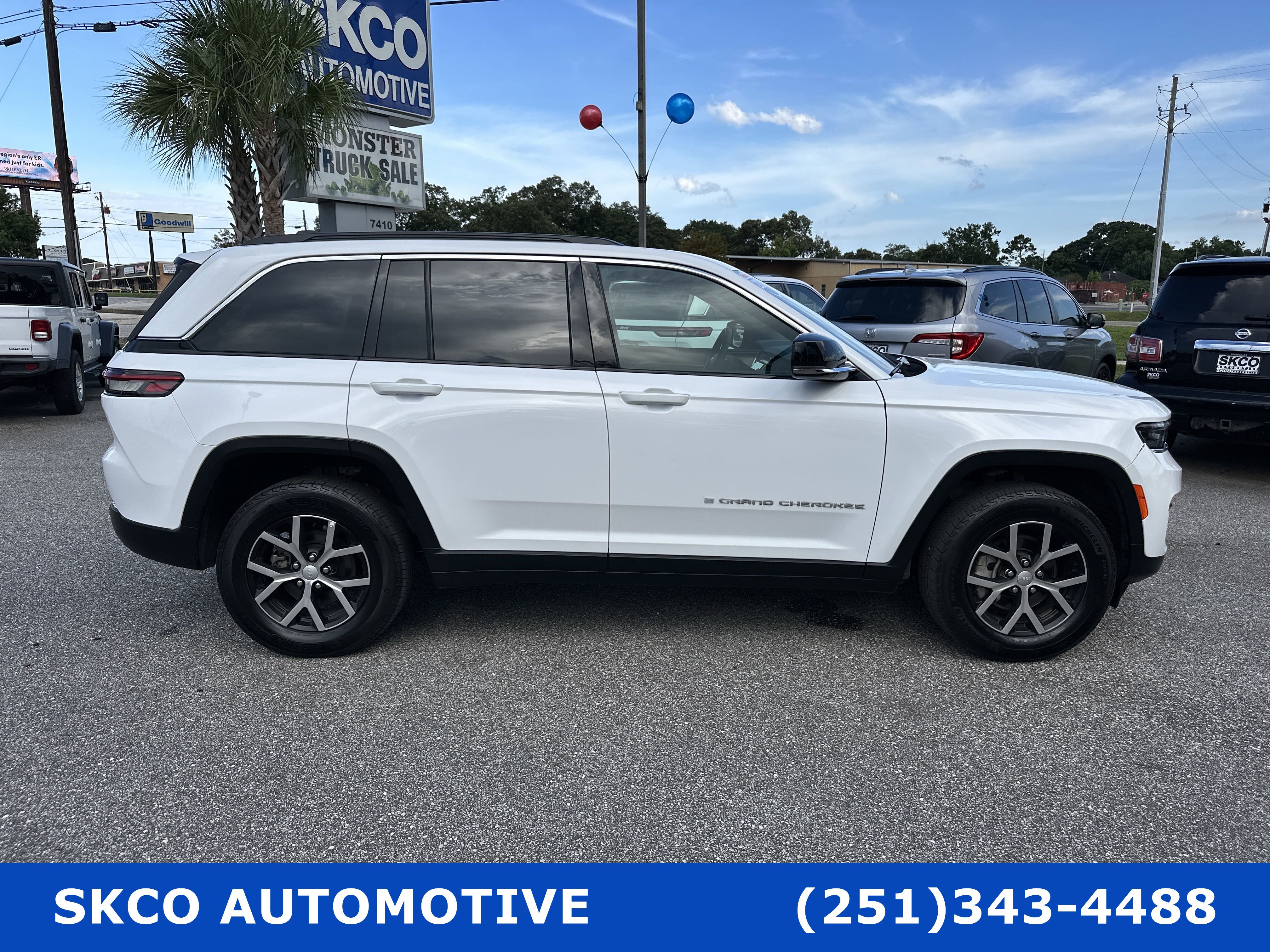 Used 2024 Jeep Grand Cherokee Limited image 6