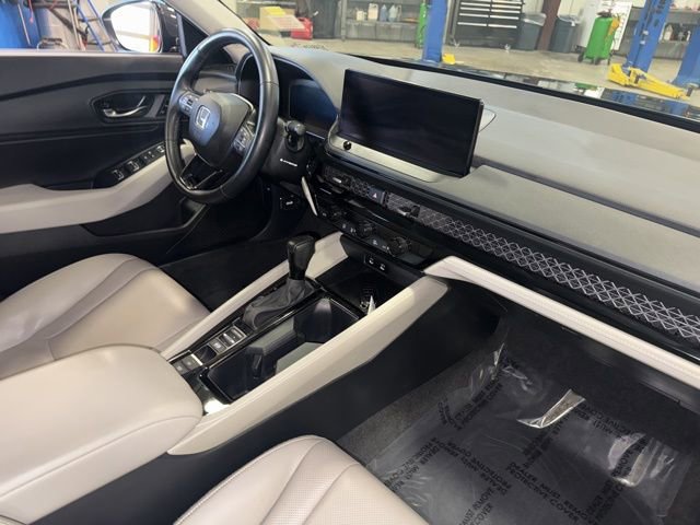 Used 2024 Honda Accord EX-L image 16